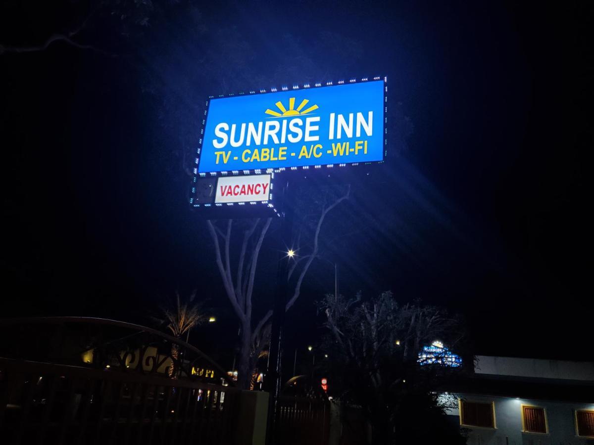 Sunrise Inn Саут-Гейт Экстерьер фото